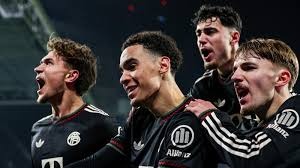 孔帕尼：球队下半场表现的更好，凯恩替补是为应对密集赛程