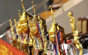 姆巴佩西甲赛季前11场进13球，本世纪皇马球员仅次于C罗